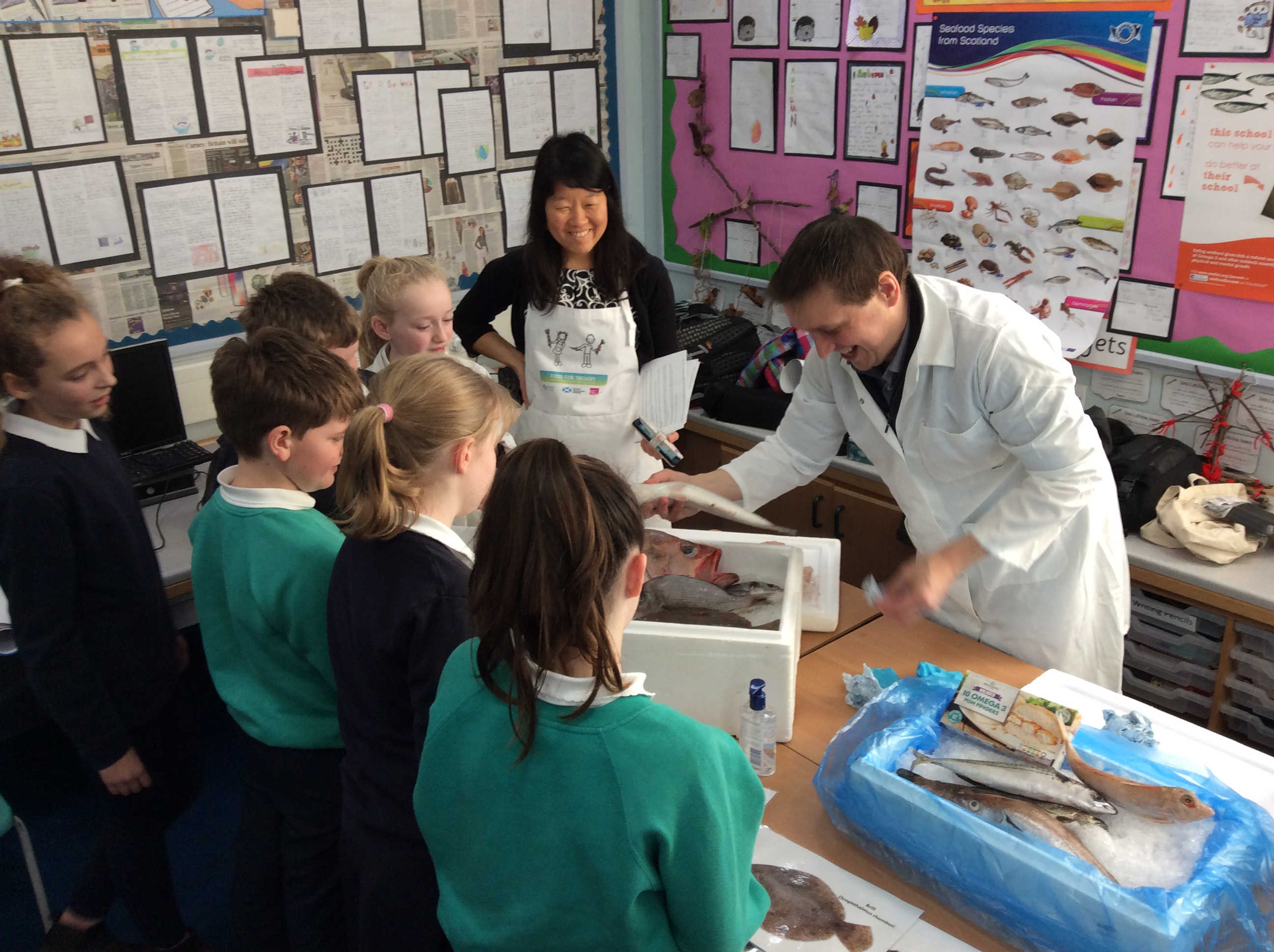 Primary school pupils from Balfron Primary School in Stirlingshire receive a hands-on lesson from Institute of Aquaculture staff