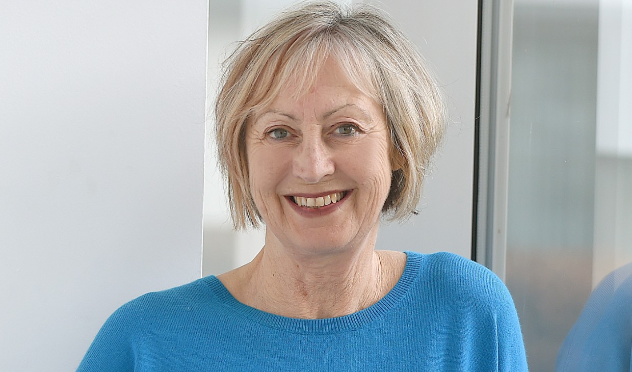 Dr Vivien Swanson