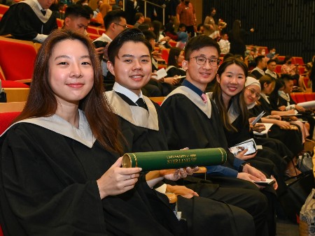 Singapore graduation 2022