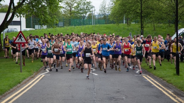 Dumyat 2014 Hill Race start line