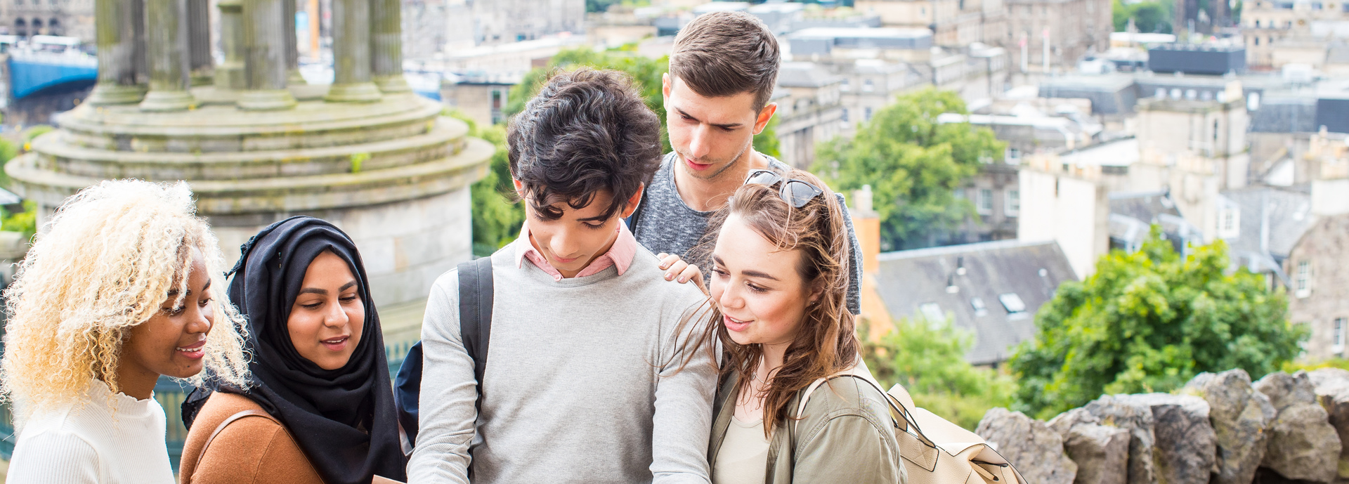 Students sightseeing in Edinburgh