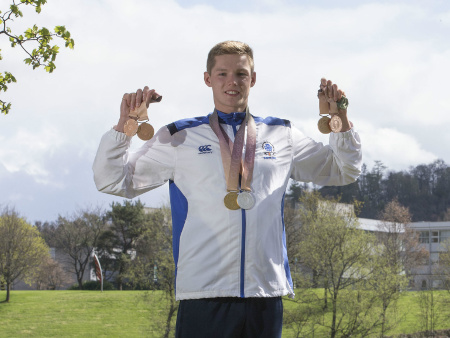 Stirling swimming star Scott leads Team GB to world gold