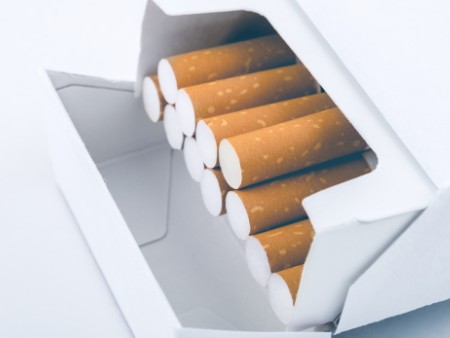 Study reveals impact of plain cigarette packaging warnings