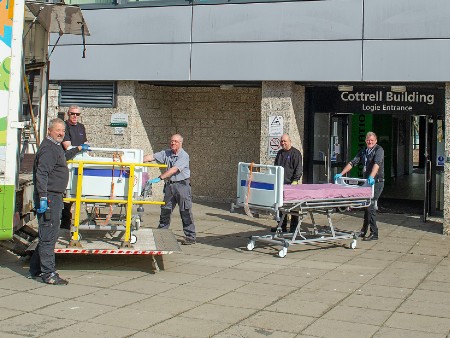 University sends beds to new temporary hospital