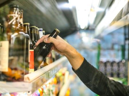 New report reveals impact of minimum unit pricing for alcohol on small retailers