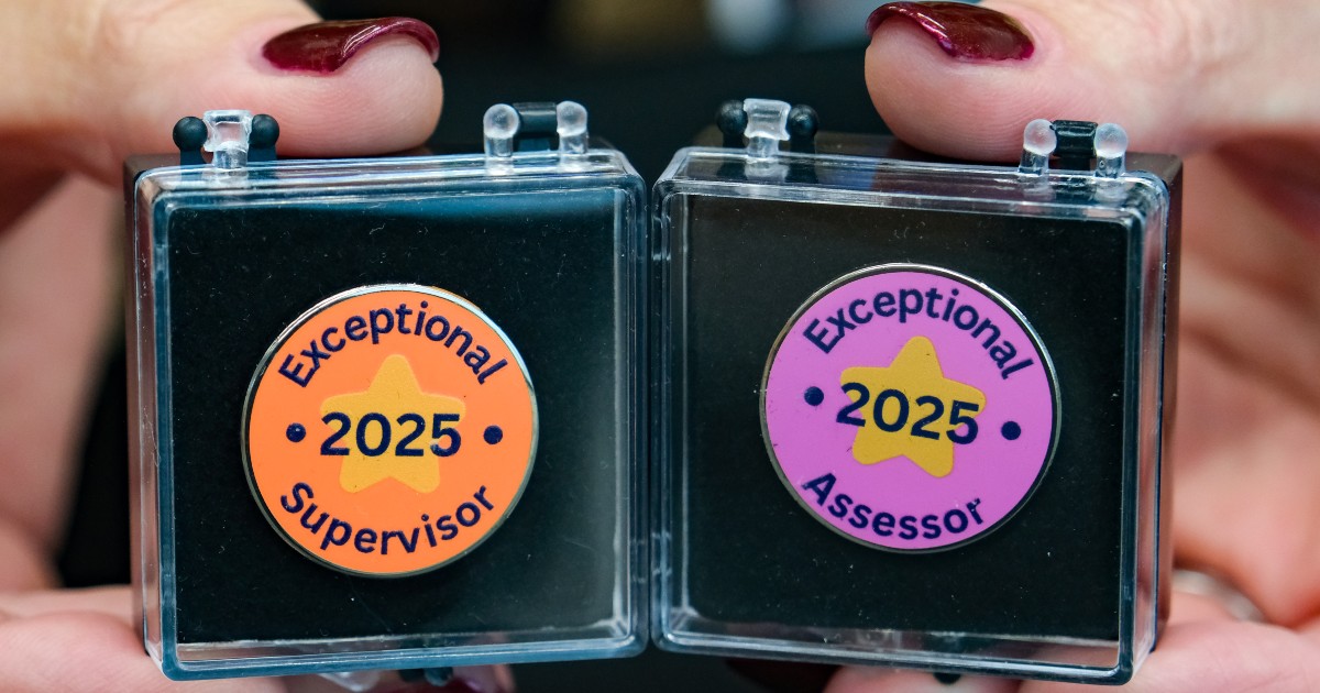 1200x630_Pin_Badges_DSCF3448