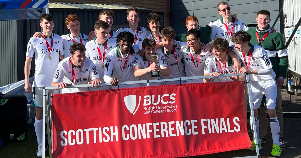 Men's hockey team win cup.