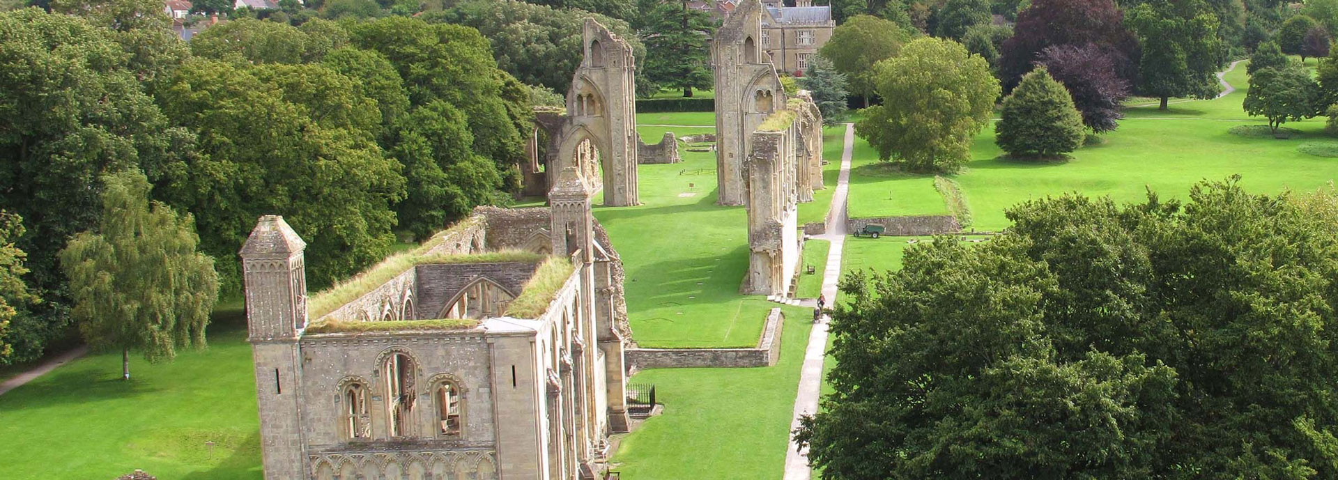 Immersive sacred heritage: challenges in storytelling at Glastonbury Abbey