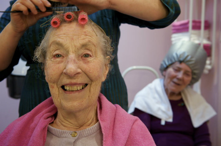 Hair care in dementia 